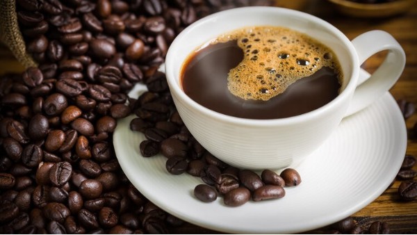 长期喝咖啡能防癌，还能保护心脏？咖啡到底健康吗？